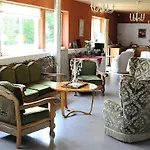Πανσιόν Mokko Country 4*